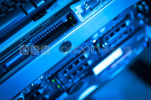 網絡服務器與云計算裝備技術服務 賦能現代企業數字化轉型